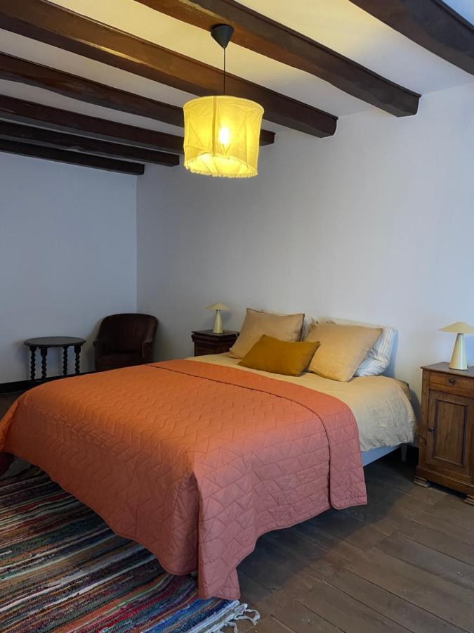 Auberge Du Boisne Villebois-Lavalette Eksteriør bilde
